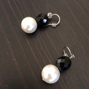 White House Black Market Jewelry - WHBM Necklace & Earring Set White House Black Market Jewelry - WHBM Necklace & Earring Set